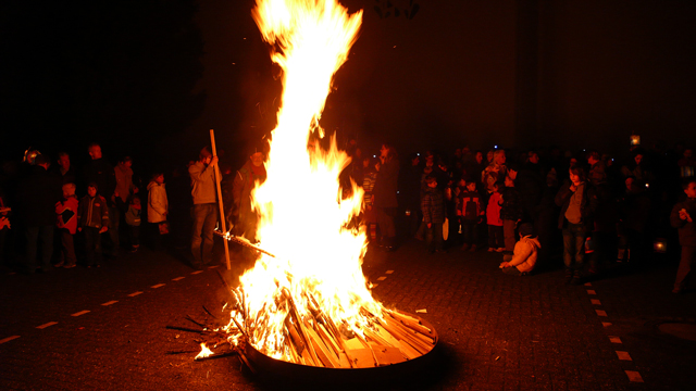 Martinszug Das Martinsfeuer.